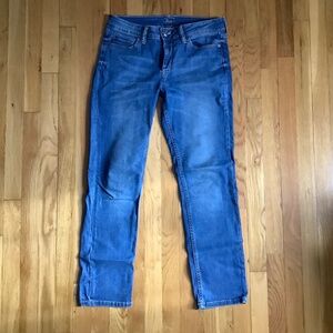Women G H Bass Straight Leg Blue Jeans US Size 6